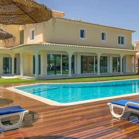 Villa Dream With Luxury Services - Promotion Last Dates!