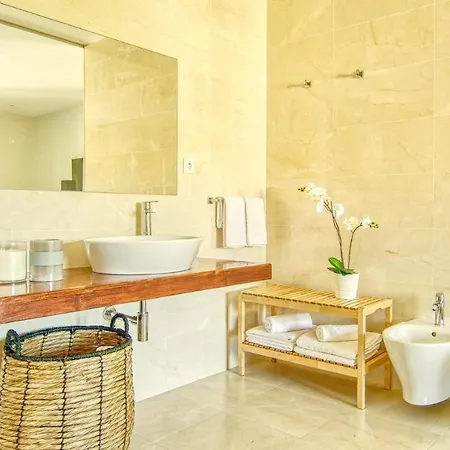 Dream With Luxury Services - Promotion Last Dates! Βιλαμούρα