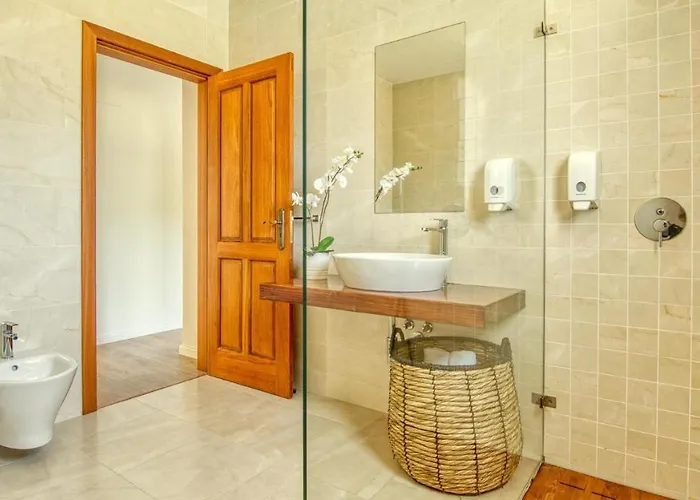 Dream With Luxury Services - Promotion Last Dates! Villa