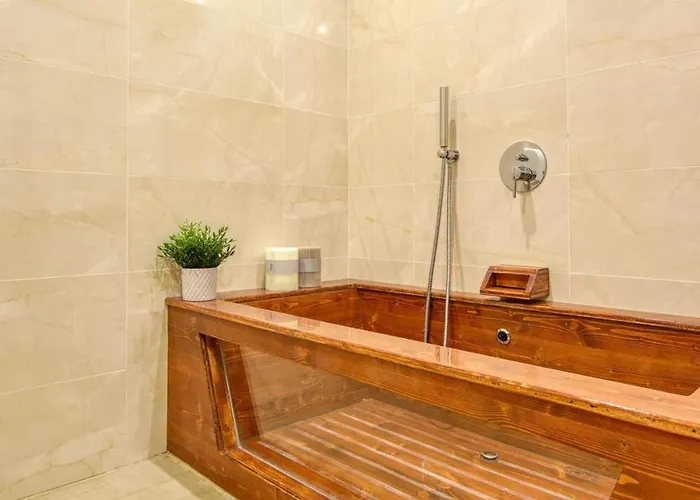 Dream With Luxury Services - Promotion Last Dates! Villa